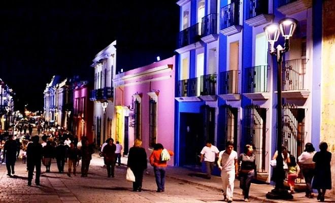 Macedonio Alcalá pedestrian street illuminated at night